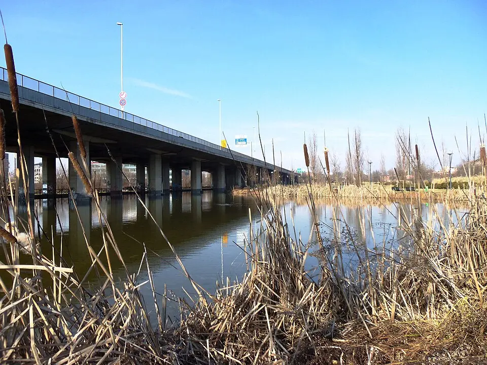 autostrada A51