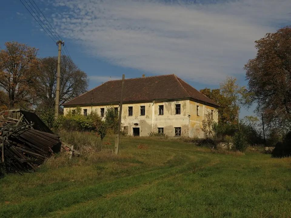 zámek Milhostice