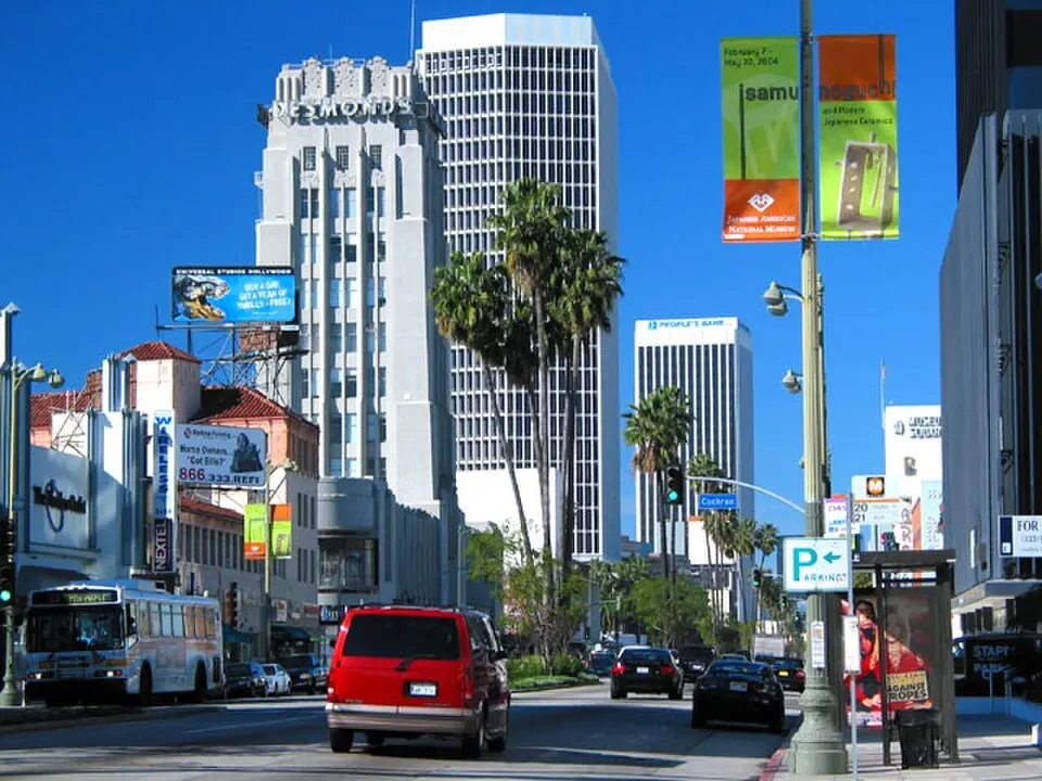 Mid-Wilshire
