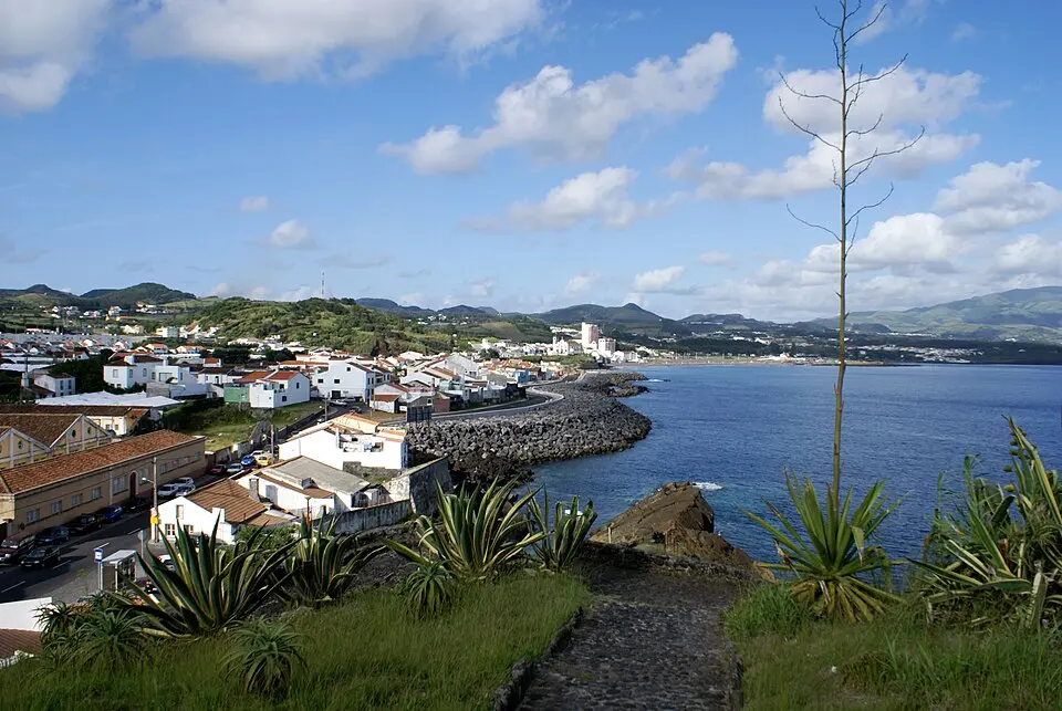 Rosto do Cão (São Roque)