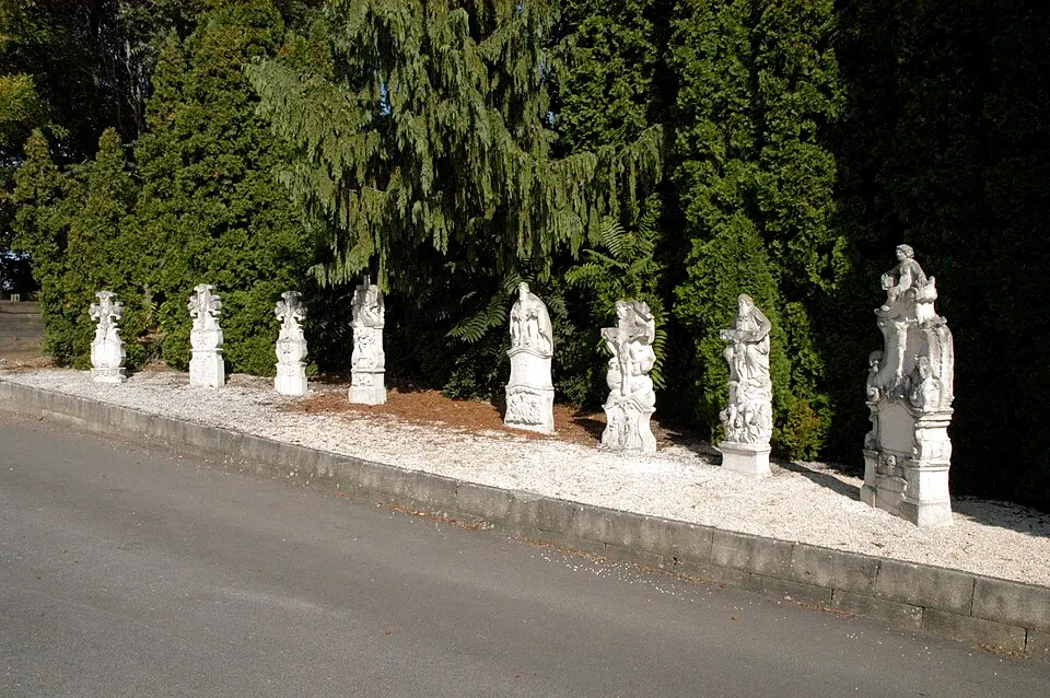 Grabstein / Grabplatte