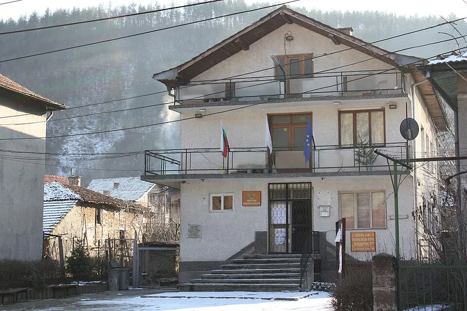 Момина клисура