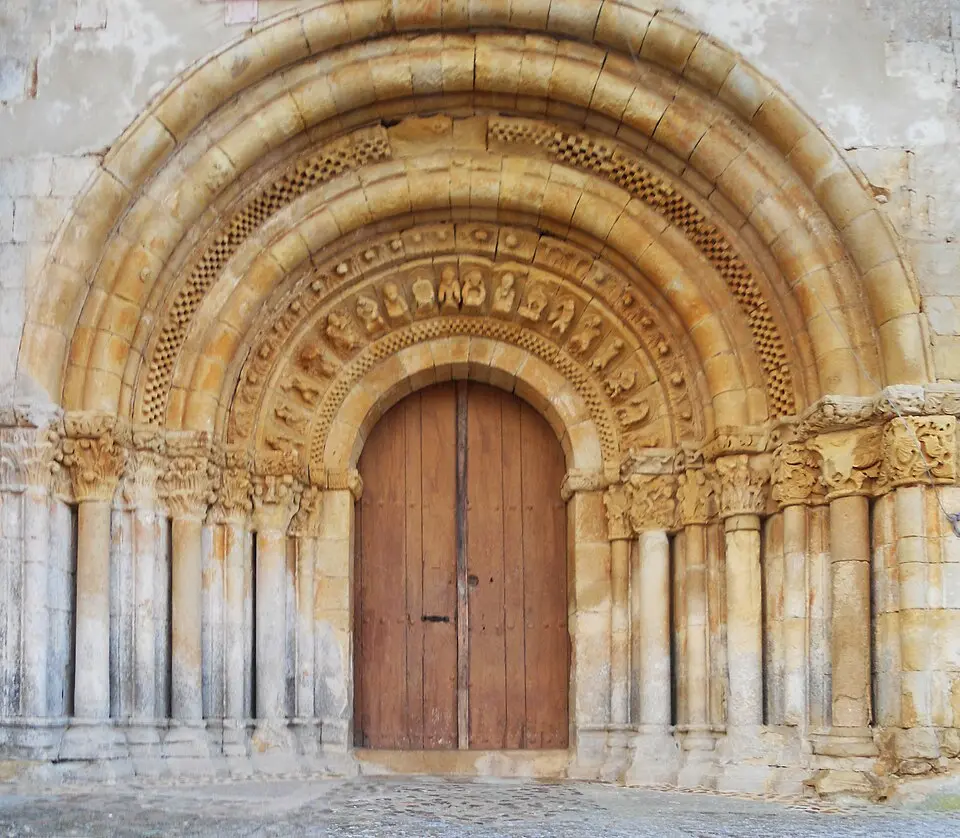 Bild: Valdavia · CC BY-SA 3.0 Monasterio premonstratense de San Pelayo