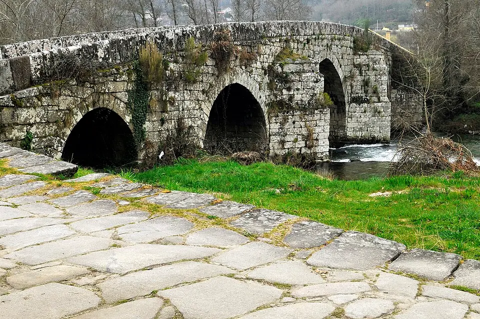 Puente de Cernadela