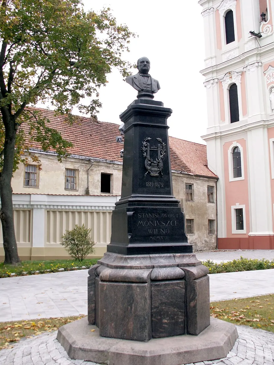 Paminklas Stanislovui Moniuškai