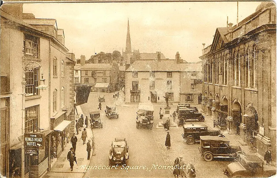Agincourt Square