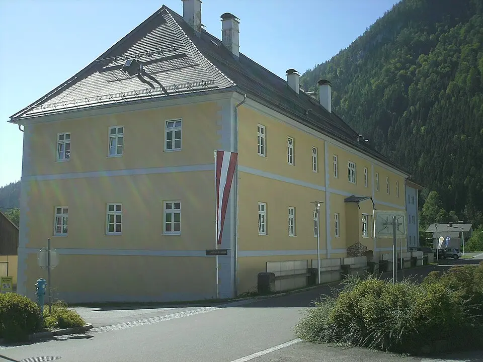 Image: Veleius · CC BY-SA 3.0 AT Montanmuseum, ehem. Verweserhaus
