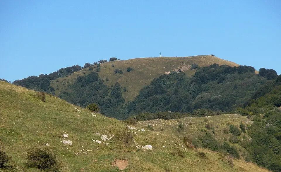 Obrázok: Bbruno · CC BY-SA 3.0 Monte Buio
