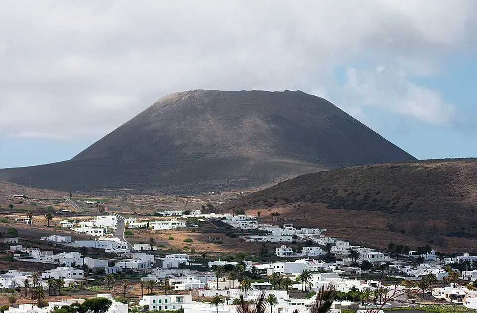 Volcán de La Corona