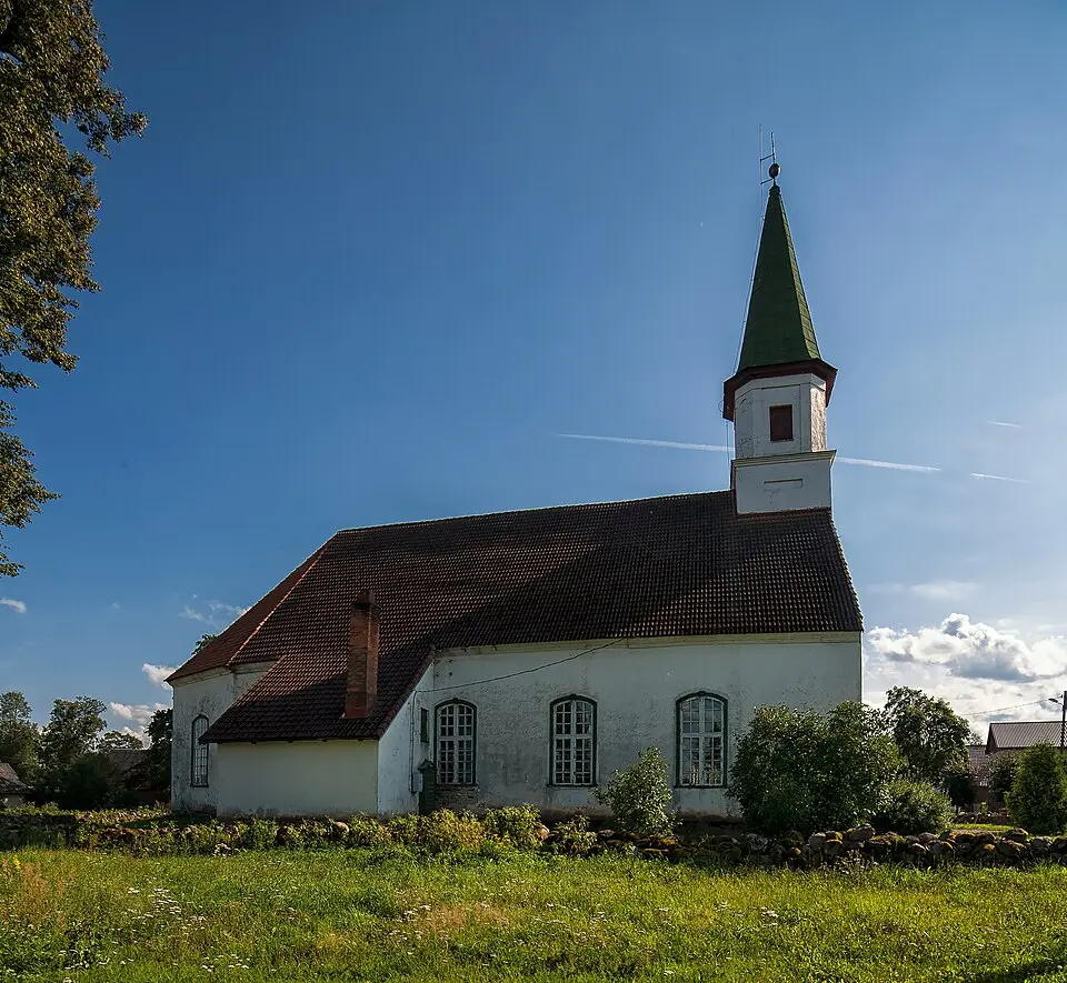 Alojas luterāņu baznīca
