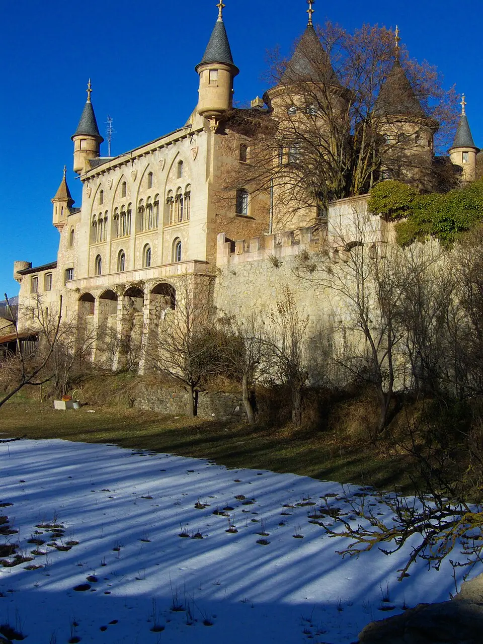 Castillo de La Torre del Río