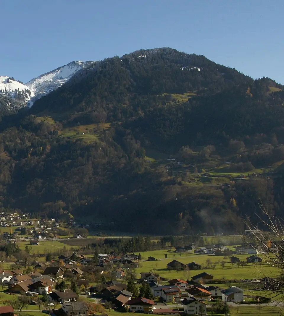 Monteneu