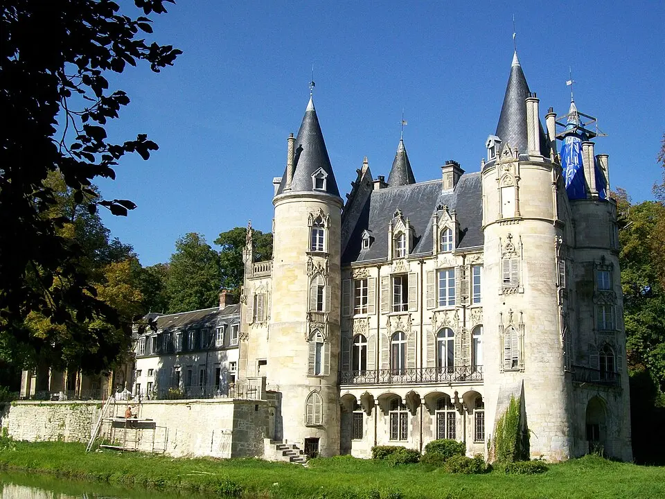 château de Mont-l'Évêque