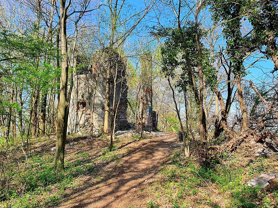 Castello di Montorfano