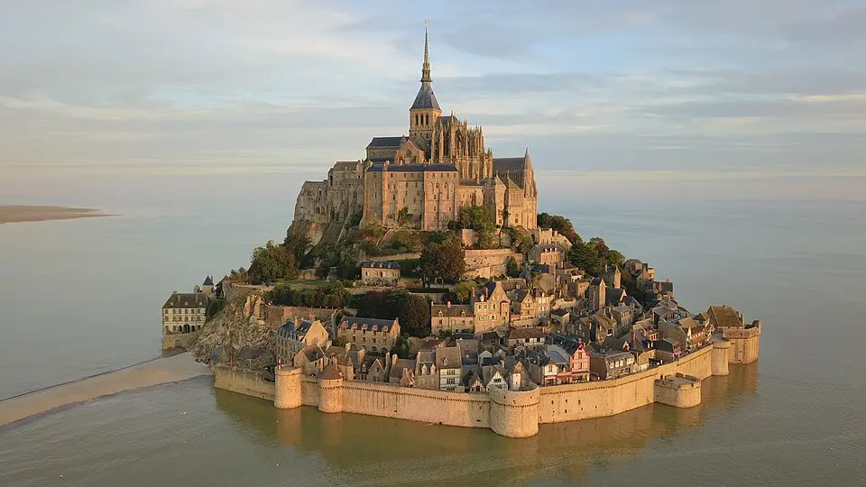 fortifications du Mont-Saint-Michel