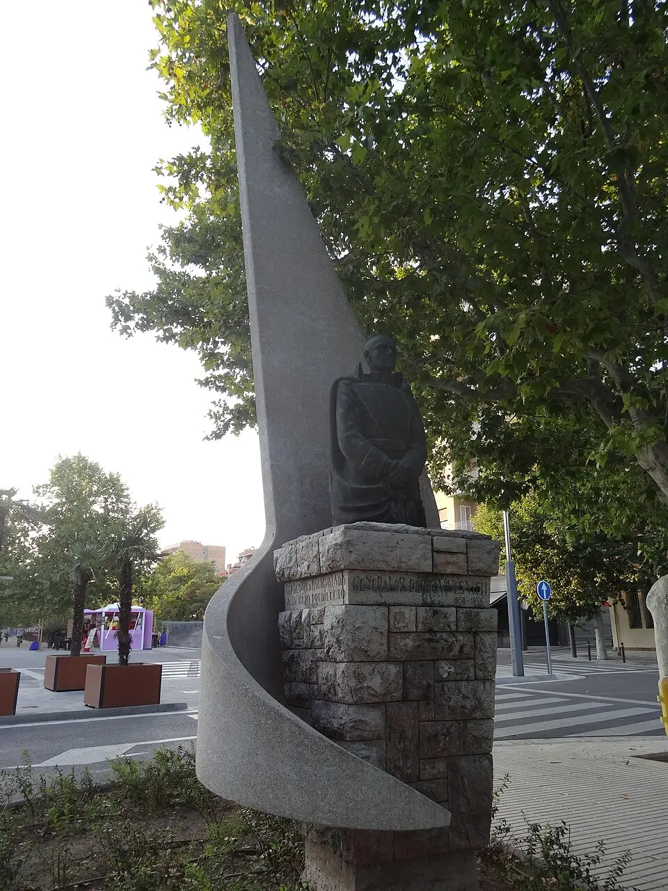 Bild: Jordiferrer · CC BY-SA 3.0 Monument a Pere Vives Vich