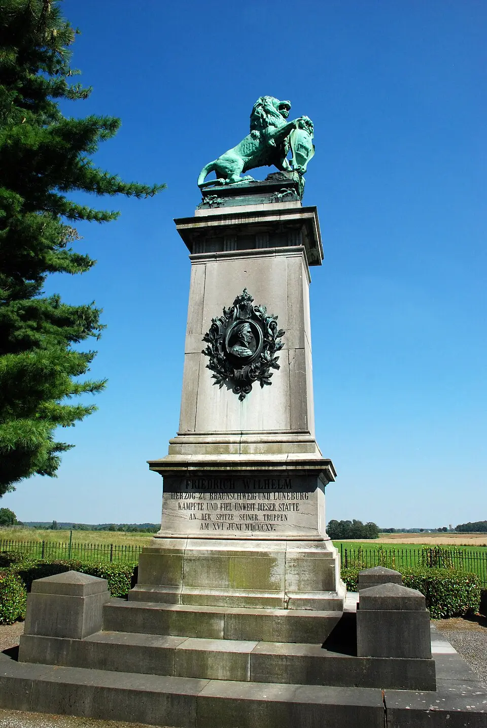 monument Brunswick