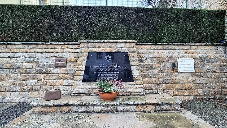 Monument «À la Mémoire de la Communauté Israélite de Medernach»