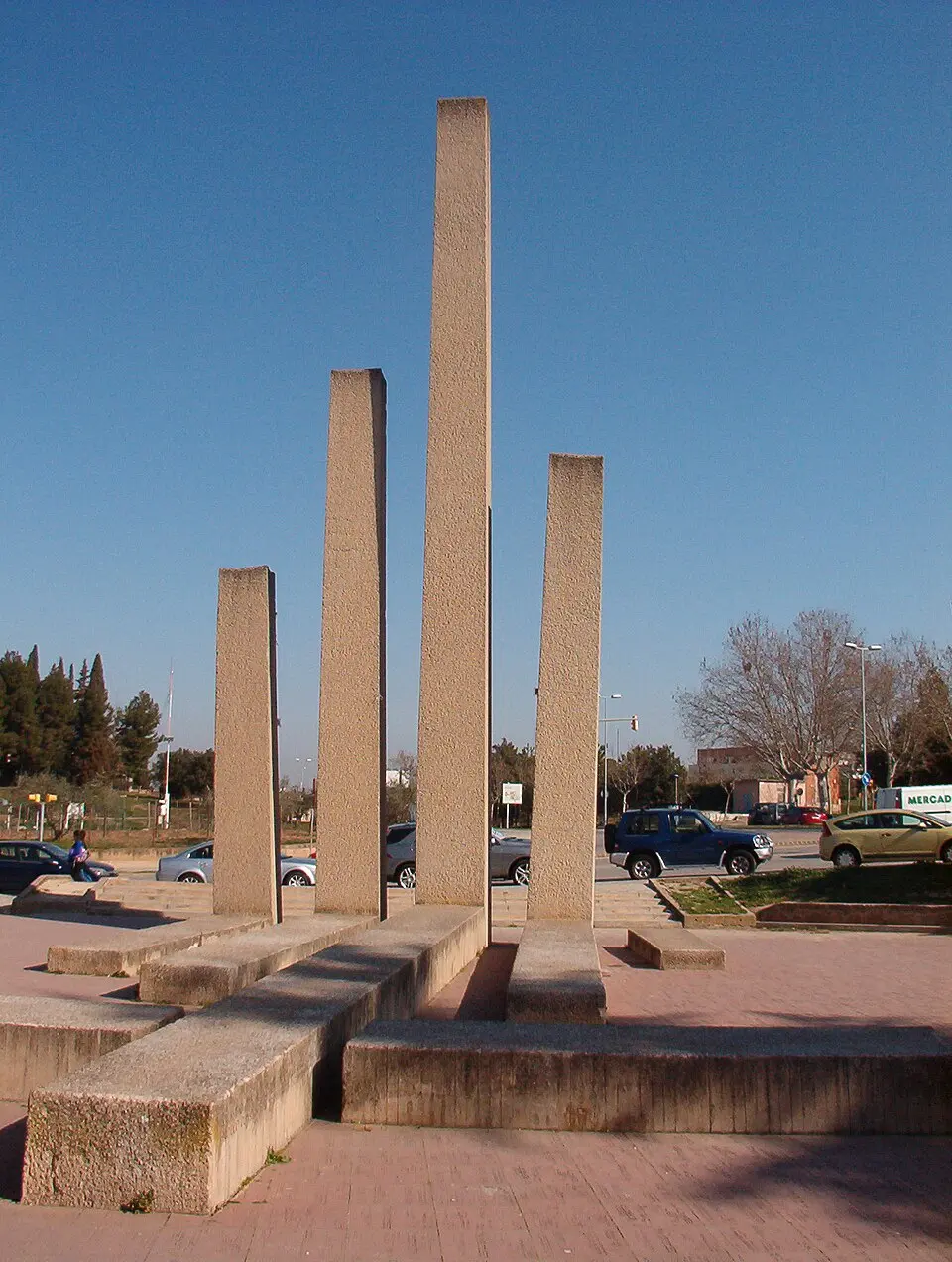 Monument Escut de la Balconada