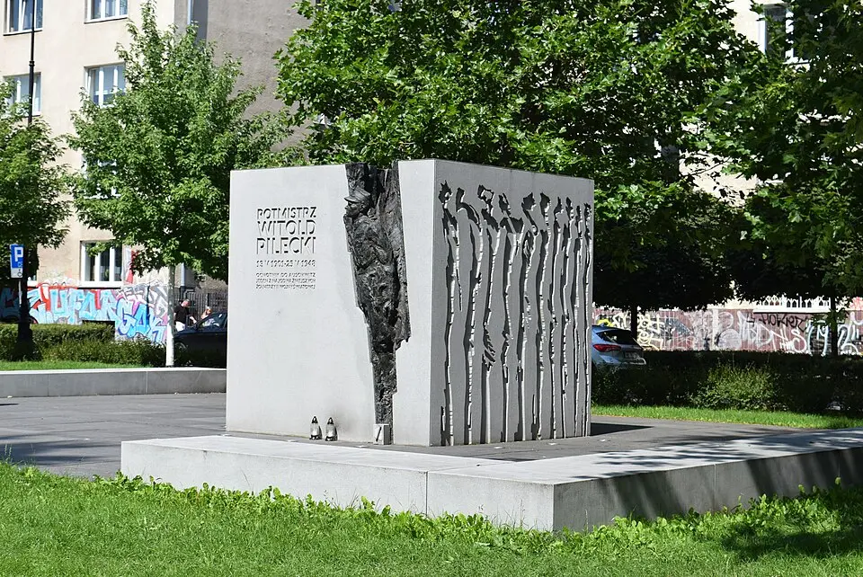 Pomnik Witolda Pileckiego w Warszawie