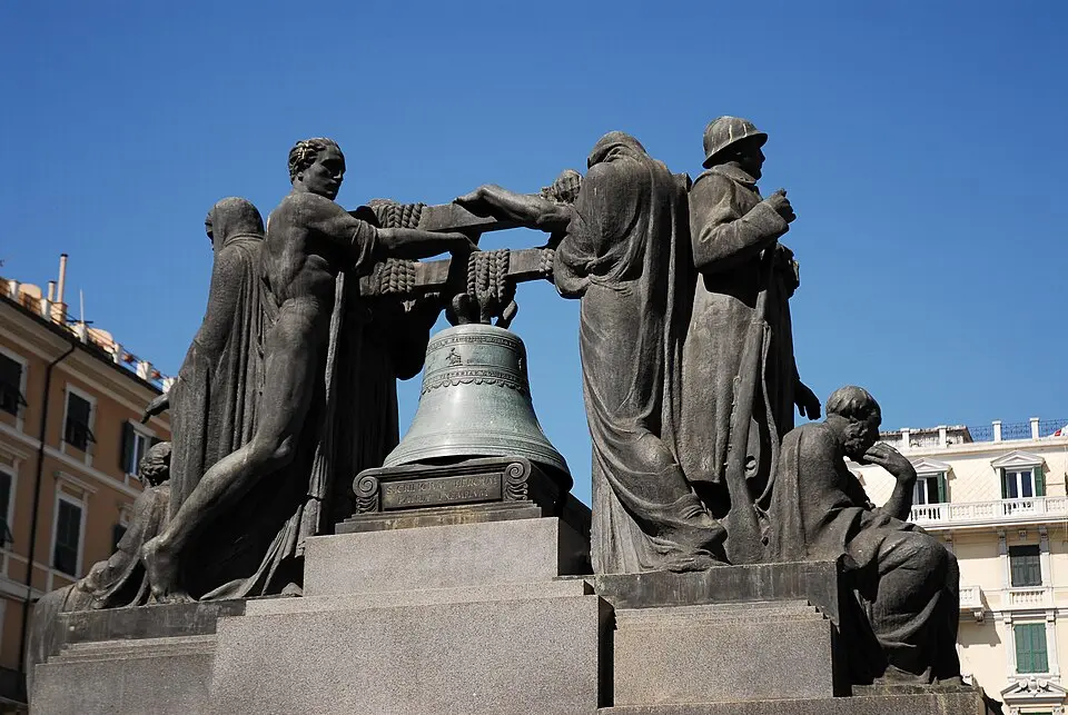 Monumento ai caduti "Rintocchi e memorie"