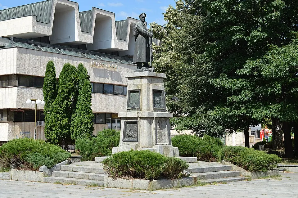 Паметник на Незнайния войн