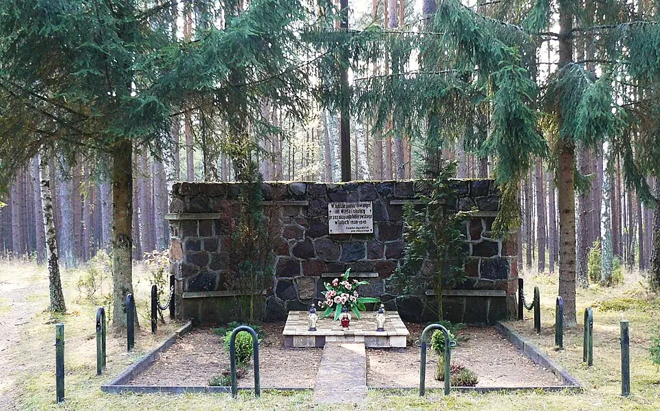 Pomnik ofiar faszyzmu w Wielu