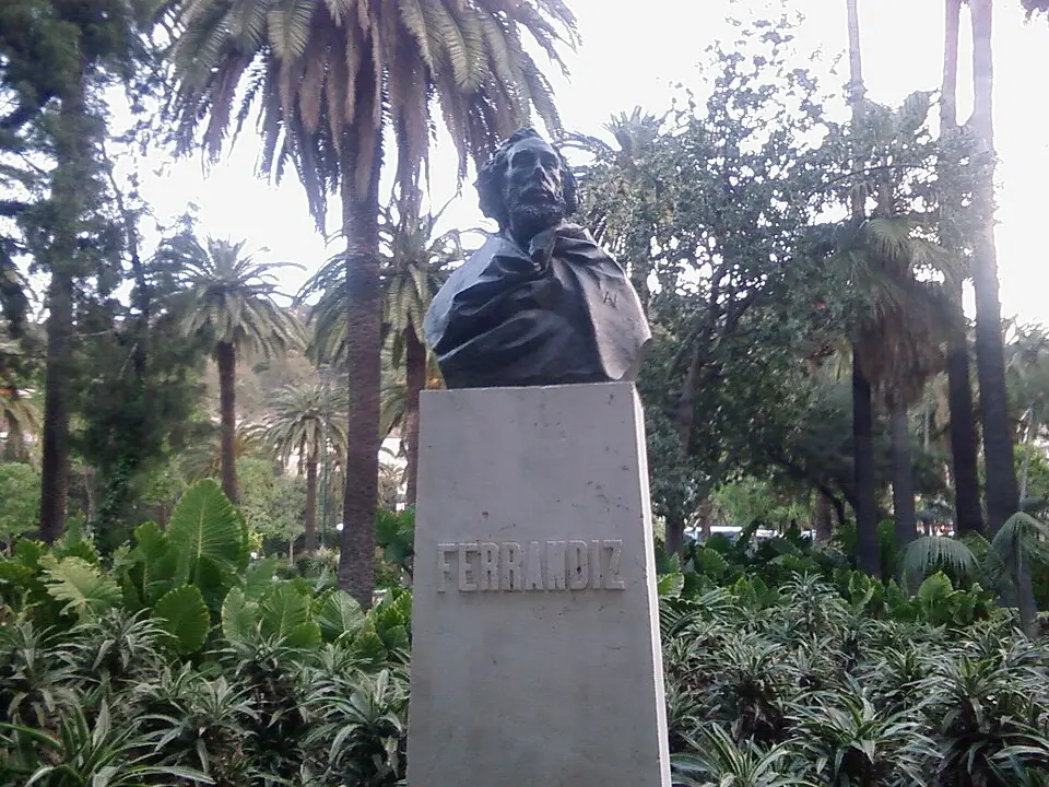 Monumento a Bernardo Ferrándiz