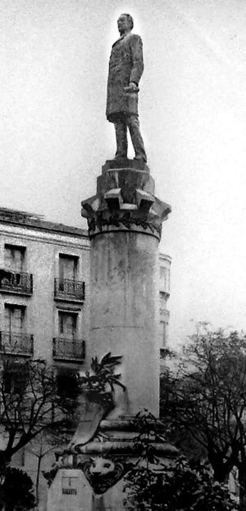 Monumento a Sagasta