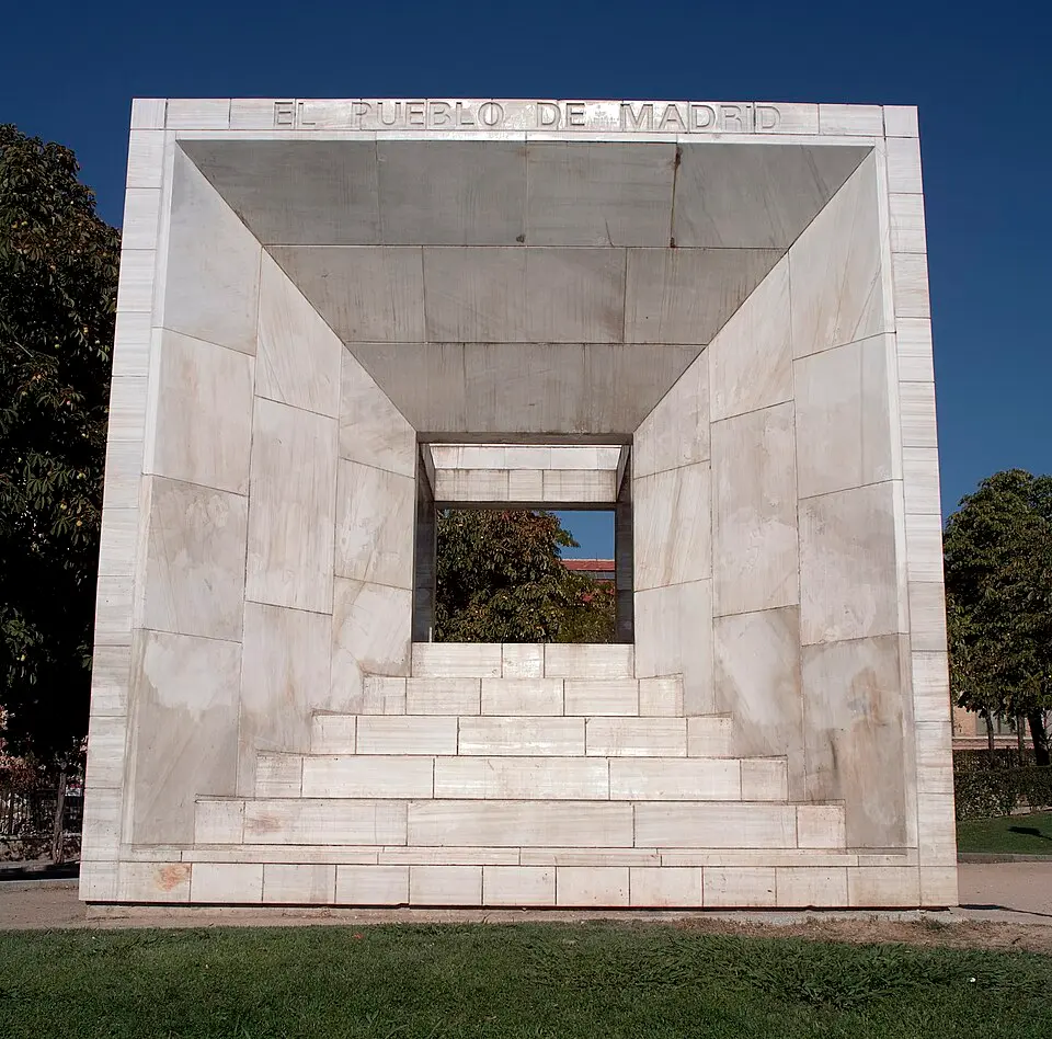 monument à la Constitution de 1978