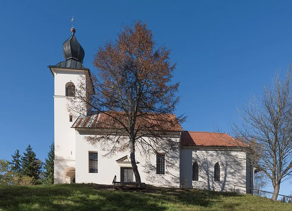 Kath. Filialkirche, Wallfahrtskirche Maria Sieben Schmerzen