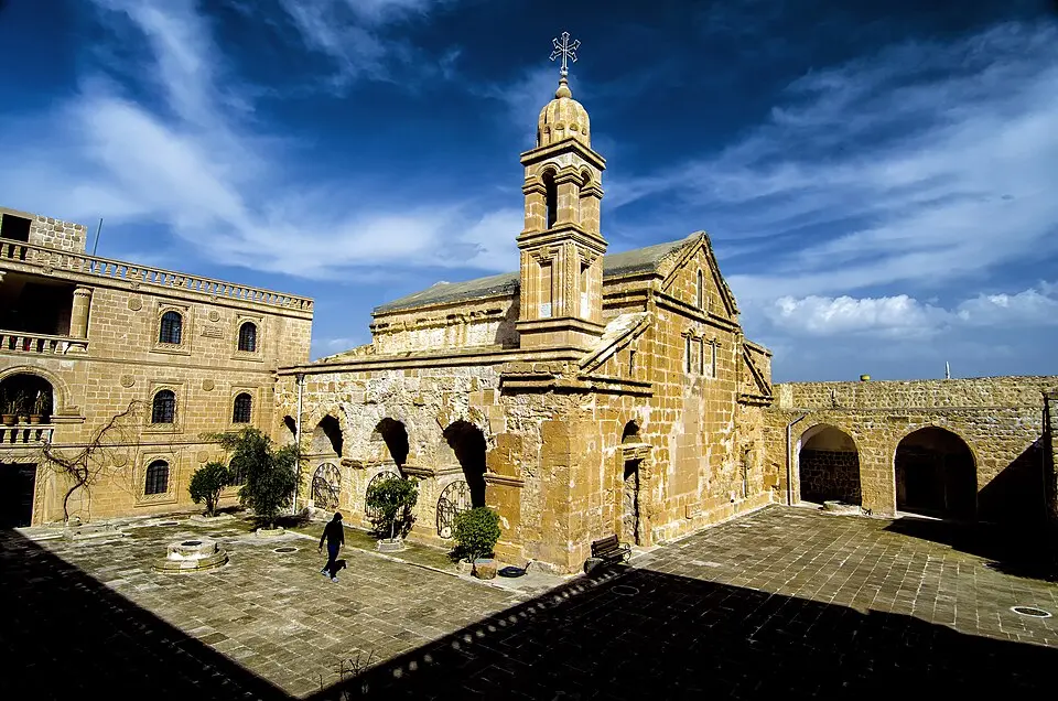 Mor Yakup D’Karno Manastırı