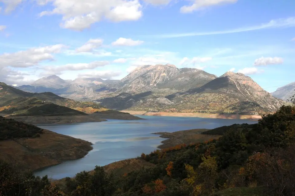 Lake Mornos