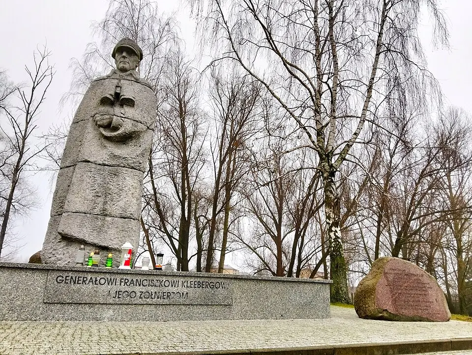 pomnik Franciszka Kleeberga w Kocku
