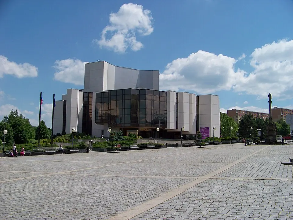 Image: ŠJů · CC BY 4.0 Théâtre des travailleurs