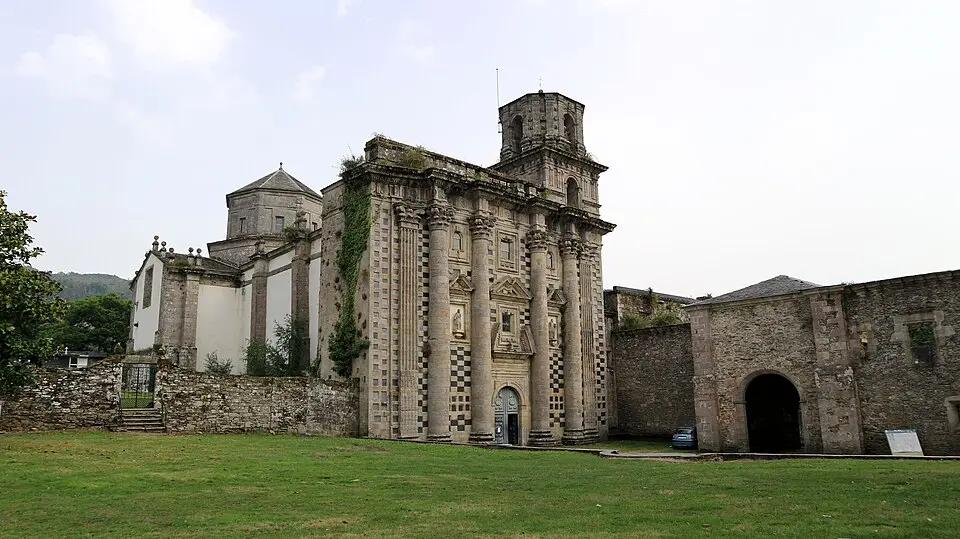 Kép: Miguel Branco · CC BY-SA 4.0 monasterio de Santa María de Monfero