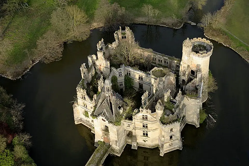 château de la Mothe-Chandeniers