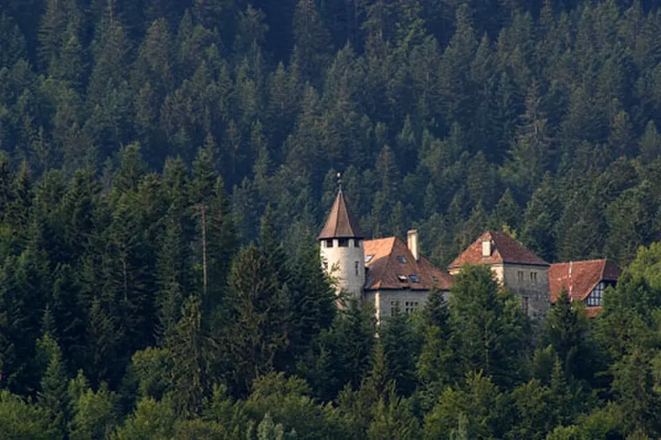 Schloss Môtiers