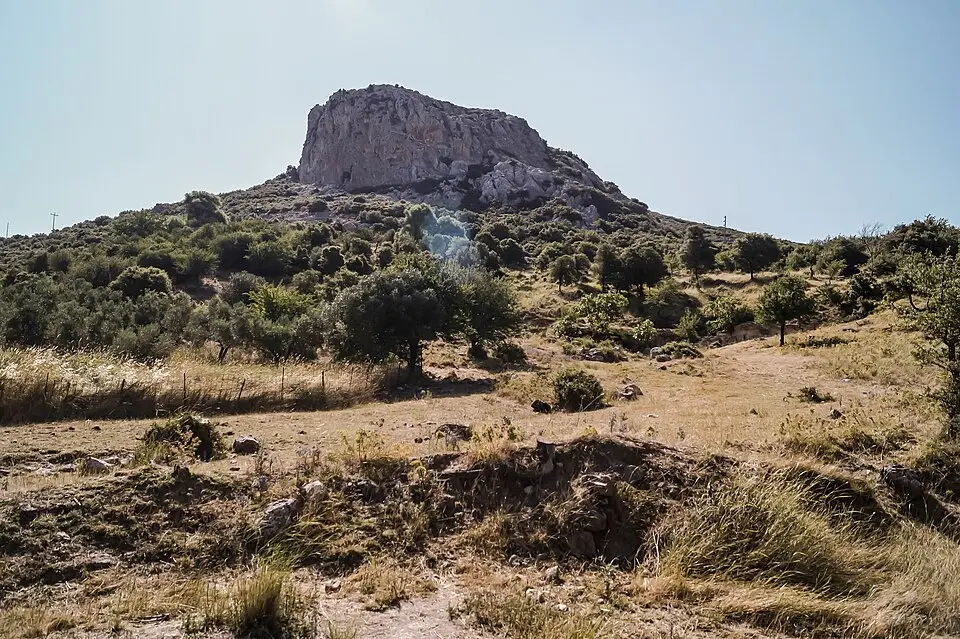 Πτώον όρος