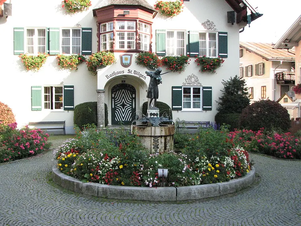 Mozartbrunnen
