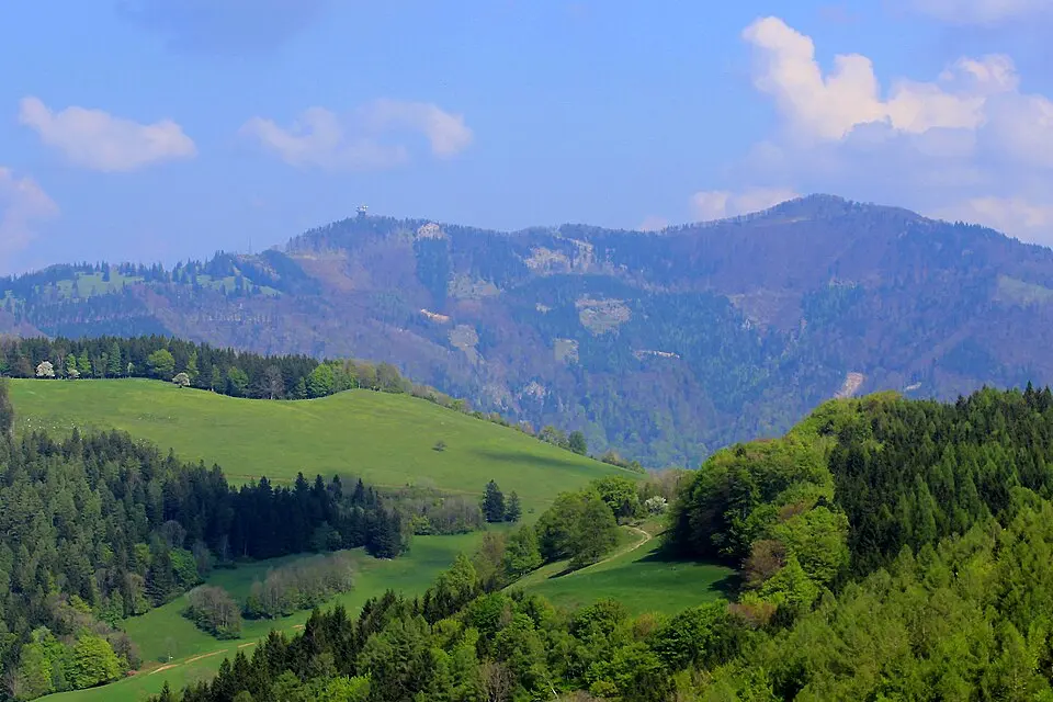 Bild: WA-Wien · CC BY-SA 3.0 Muckenkogel