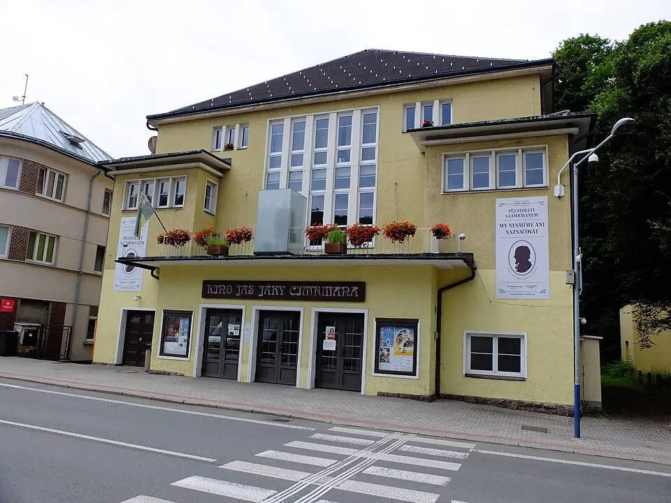 Bild: Tomáš Reichel · CC BY-SA 3.0 Městské kino Jas