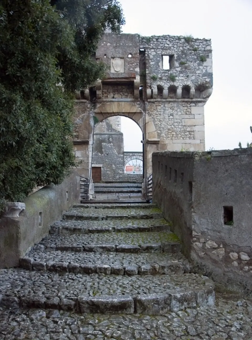Mura di Sermoneta