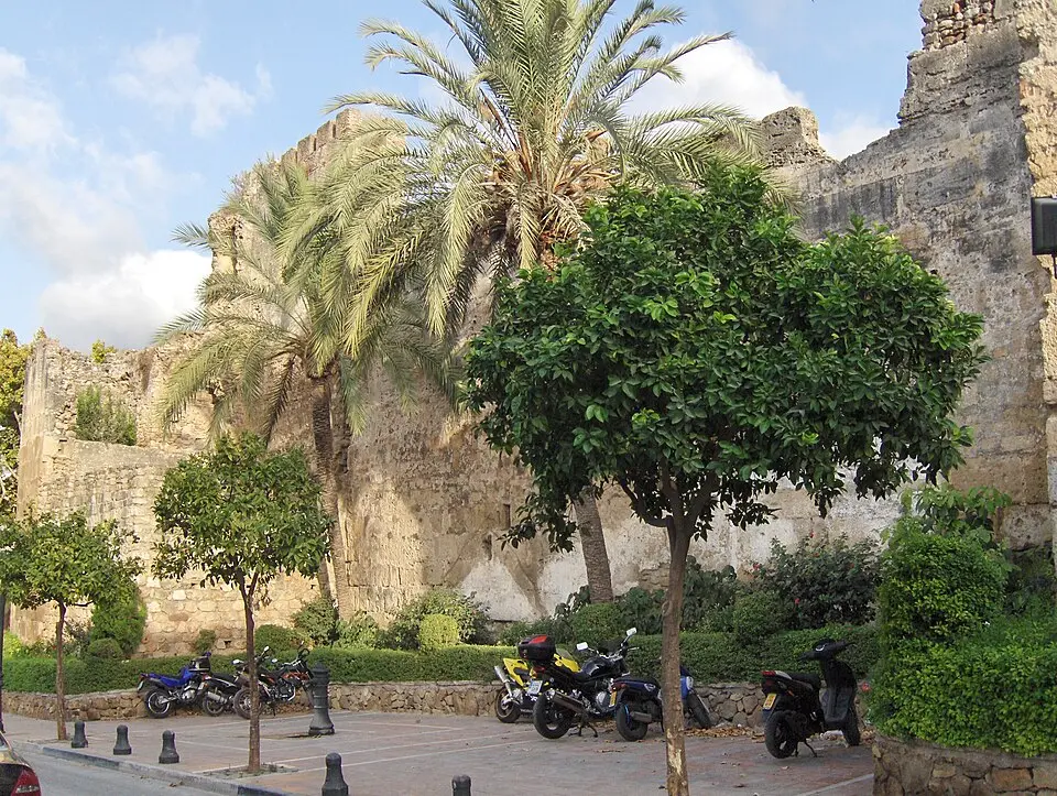 Muralla urbana de Marbella