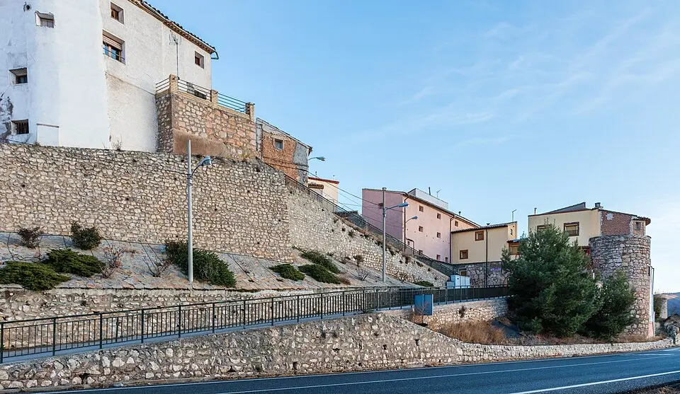Kép: Diego Delso · CC BY-SA 4.0 Muralla de Montón