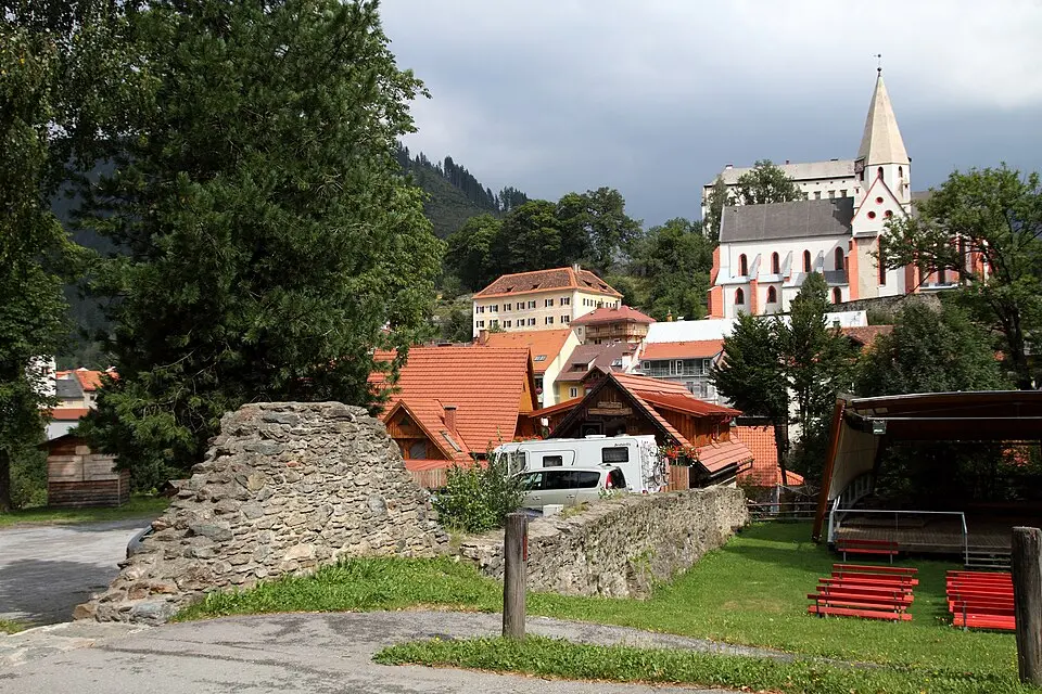 Stadtmauer südlich der Mur