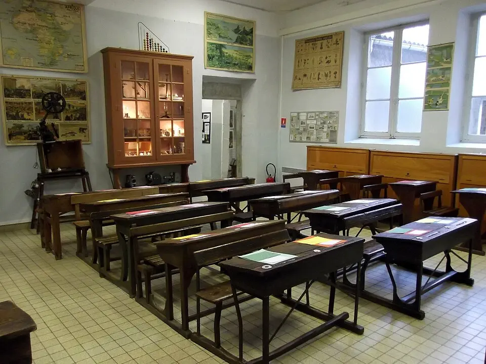 Bild: APB11 · CC BY-SA 4.0 musée de l'école de Carcassonne