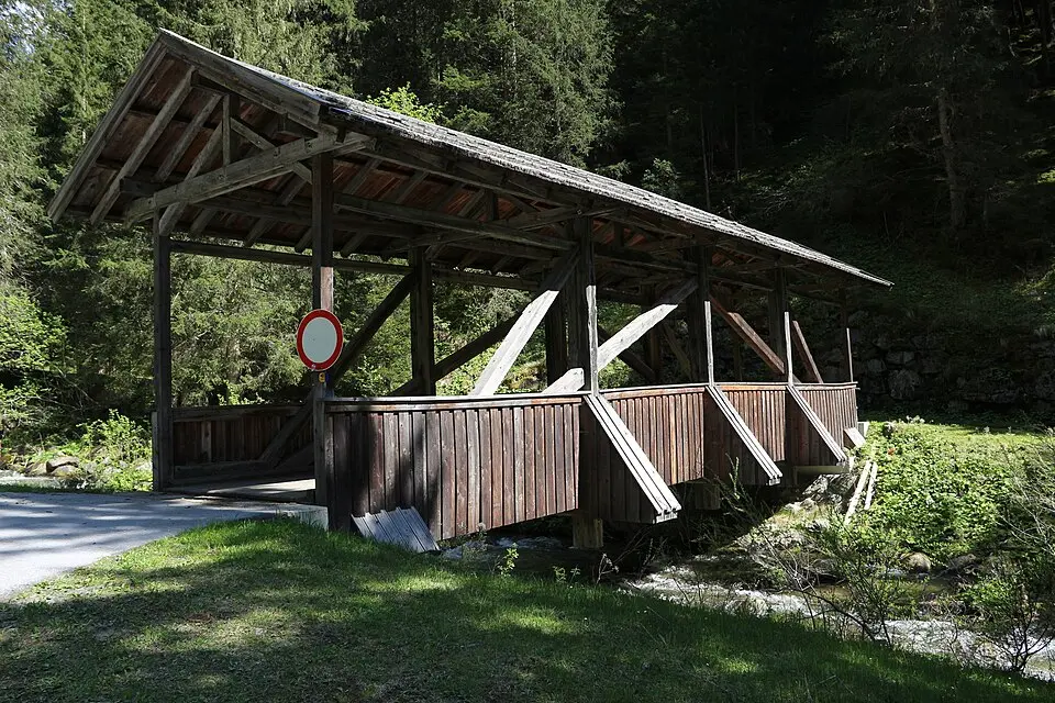 Slika: Braveheart · CC BY-SA 4.0 Alte Mühlauer Holzbrücke/Grasstegbrücke