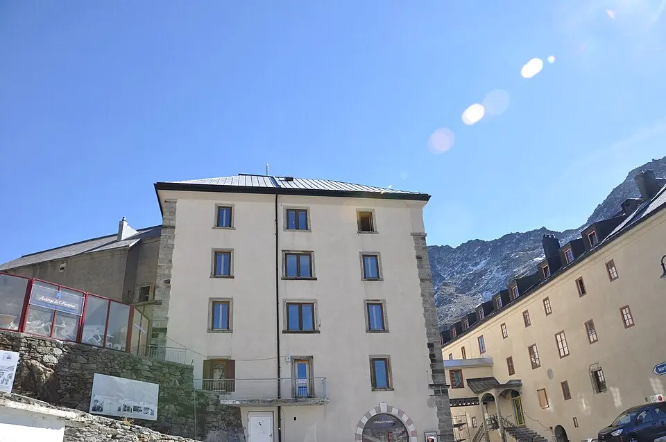musée de l'Hospice du Grand-Saint-Bernard avec trésor