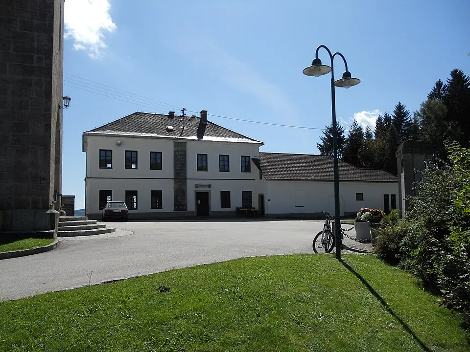 Bild: Stocki890 (talk) · CC BY-SA 3.0 AT Alte Schule, Heimatstube